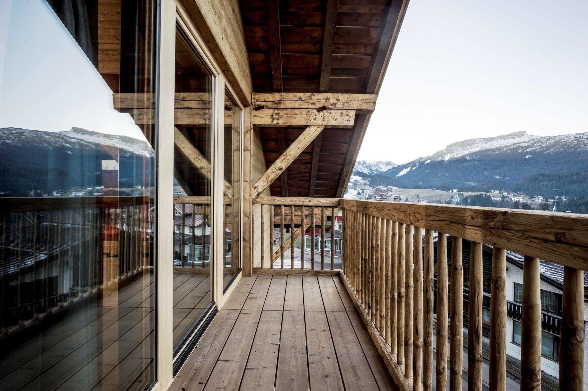 Alpen Select Lodge Kleinwalsertal 리즐런 외부 사진