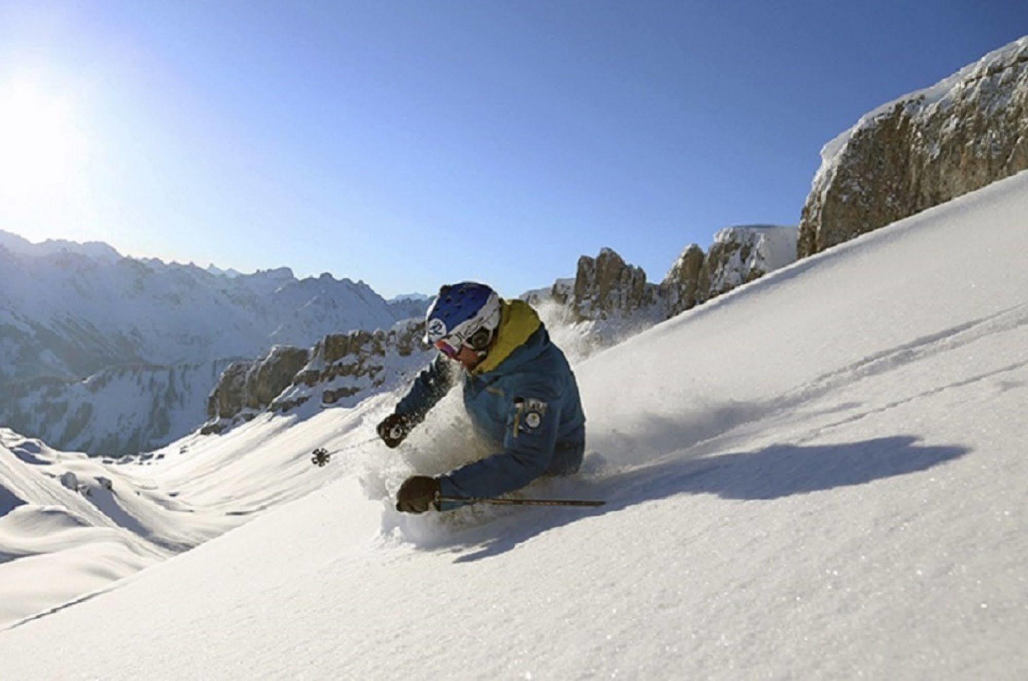 Alpen Select Lodge Kleinwalsertal 리즐런 외부 사진